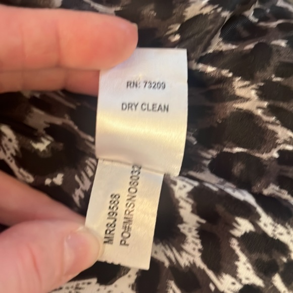 Marvin Richards women’s Wool coat. Off white with buttons , size small - Picture 12 of 15